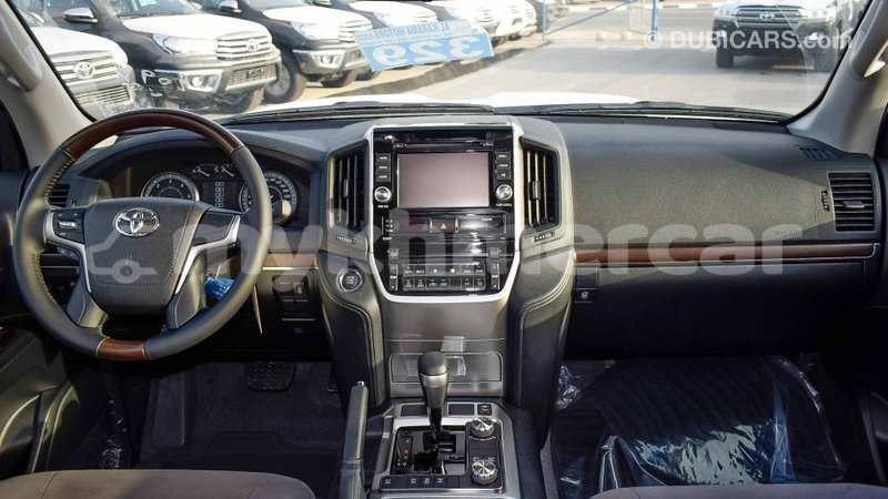 Big with watermark toyota land cruiser kampot province import dubai 2647