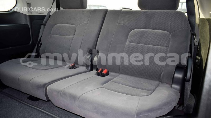 Big with watermark toyota land cruiser kampot province import dubai 2647