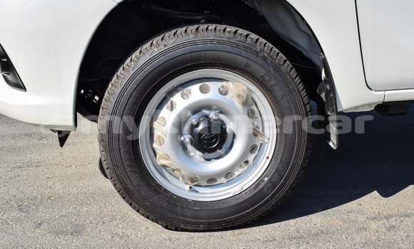 Acheter Import Voiture Toyota Hilux Blanc à Import - Dubai, Kampot Province Acheter Import Voiture Toyota Hilux Blanc à Import - Dubai, Kampot Province