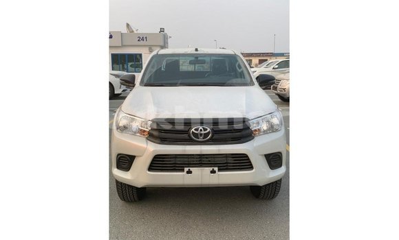 Buy Import Toyota Hilux White Car in Import - Dubai in Kampot Province Buy Import Toyota Hilux White Car in Import - Dubai in Kampot Province