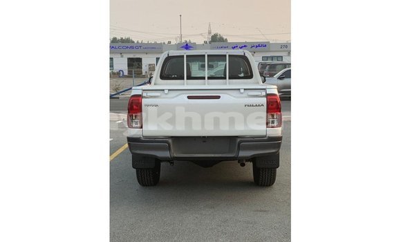 Buy Import Toyota Hilux White Car in Import - Dubai in Kampot Province Buy Import Toyota Hilux White Car in Import - Dubai in Kampot Province