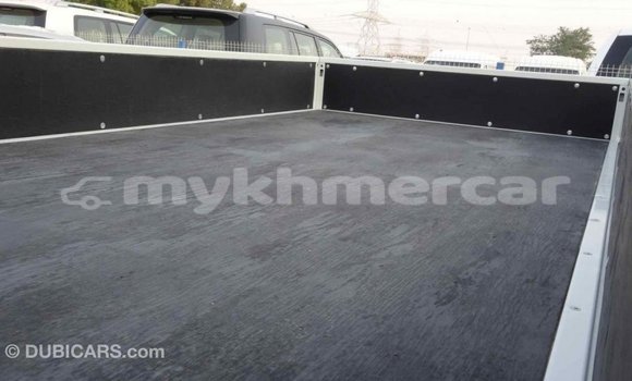 Acheter Import Voiture Mitsubishi i Blanc à Import - Dubai, Kampot Province Acheter Import Voiture Mitsubishi i Blanc à Import - Dubai, Kampot Province