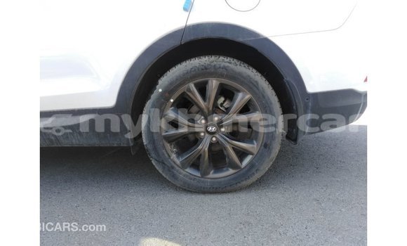 Acheter Import Voiture Hyundai Santa Fe Blanc à Import - Dubai, Kampot Province Acheter Import Voiture Hyundai Santa Fe Blanc à Import - Dubai, Kampot Province