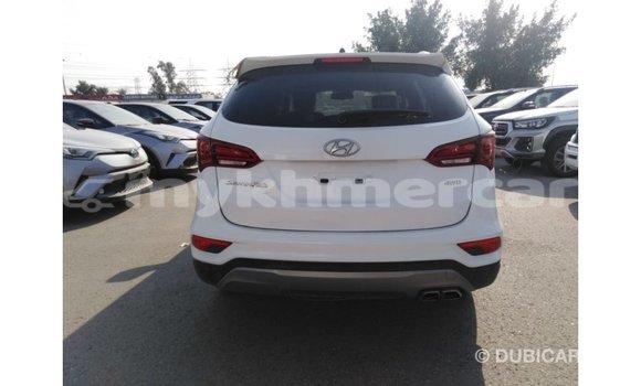 Buy Import Hyundai Santa Fe White Car in Import - Dubai in Kampot Province