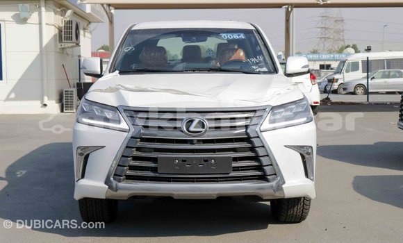 Acheter Import Voiture Lexus LX Blanc à Import - Dubai, Kampot Province Acheter Import Voiture Lexus LX Blanc à Import - Dubai, Kampot Province