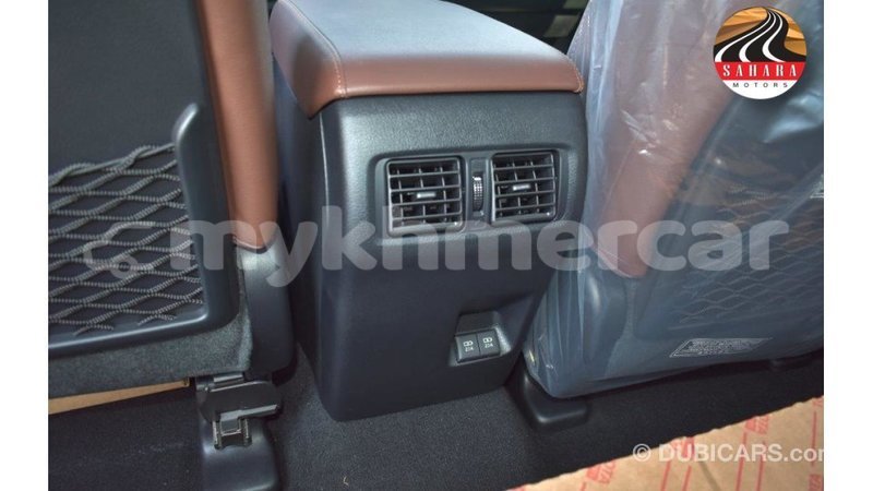 Big with watermark toyota hiace kampot province import dubai 2679