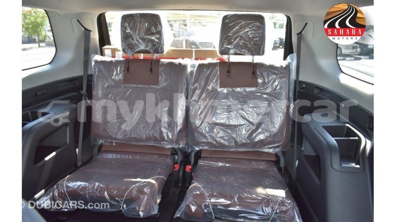 Big with watermark toyota hiace kampot province import dubai 2679