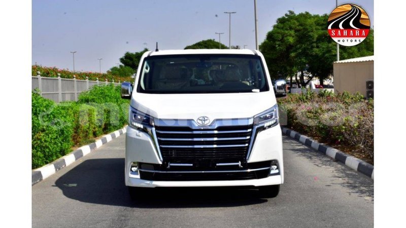 Big with watermark toyota granvia kampot province import dubai 2681