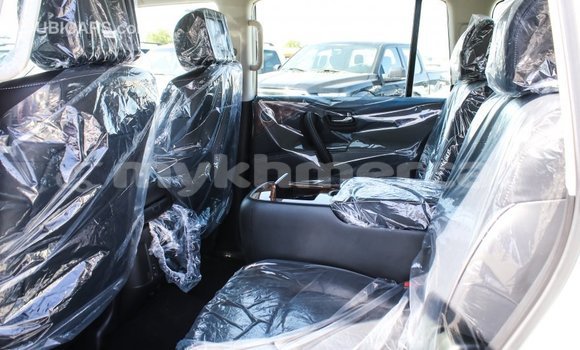 Buy Import Infiniti Q White Car in Import - Dubai in Kampot Province Buy Import Infiniti Q White Car in Import - Dubai in Kampot Province