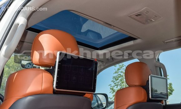 Acheter Import Voiture Toyota Land Cruiser Blanc à Import - Dubai, Kampot Province Acheter Import Voiture Toyota Land Cruiser Blanc à Import - Dubai, Kampot Province