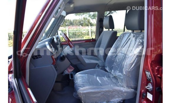 Acheter Import Voiture Toyota Land Cruiser Rouge à Import - Dubai, Kampot Province Acheter Import Voiture Toyota Land Cruiser Rouge à Import - Dubai, Kampot Province