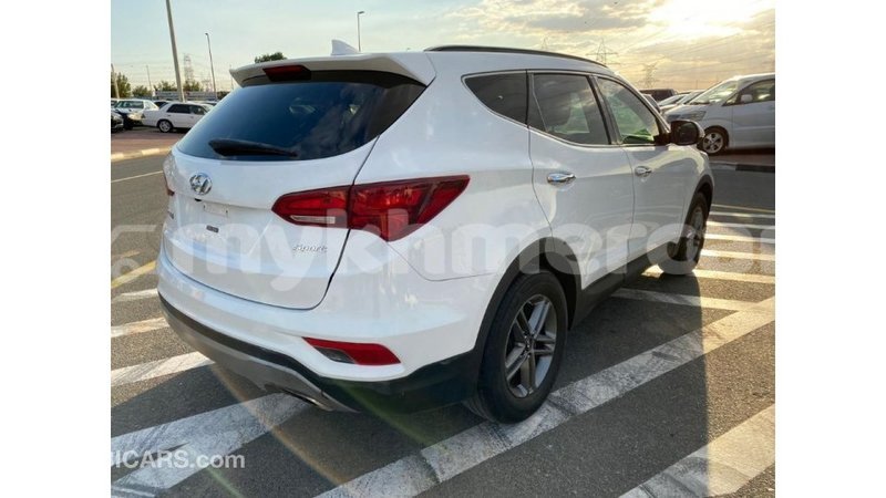 Big with watermark hyundai santa fe kampot province import dubai 2698