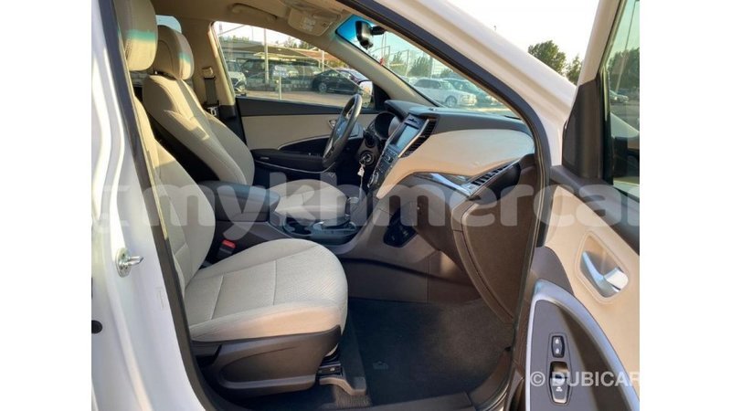 Big with watermark hyundai santa fe kampot province import dubai 2698