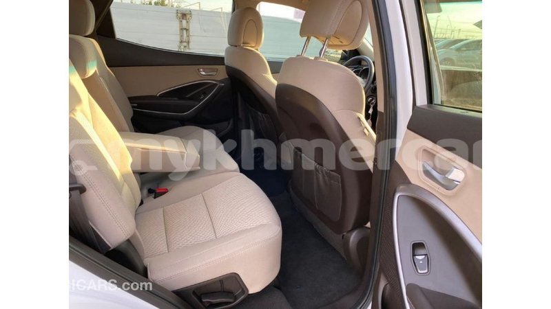 Big with watermark hyundai santa fe kampot province import dubai 2698