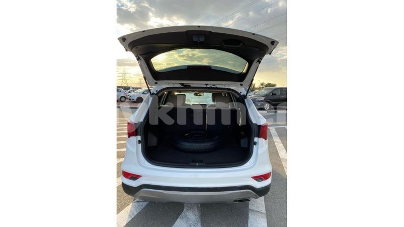 Big with watermark hyundai santa fe kampot province import dubai 2698