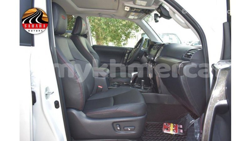 Big with watermark toyota hiace kampot province import dubai 2699