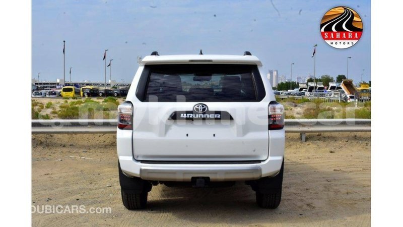 Big with watermark toyota hiace kampot province import dubai 2699