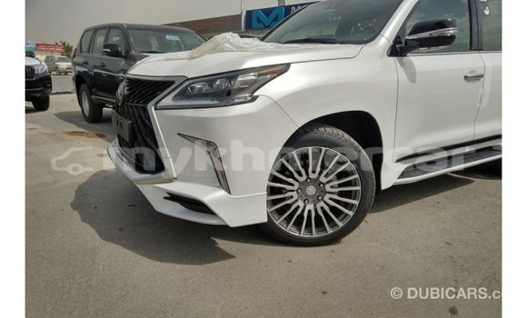 Acheter Import Voiture Lexus LX Blanc à Import - Dubai, Kampot Province Acheter Import Voiture Lexus LX Blanc à Import - Dubai, Kampot Province