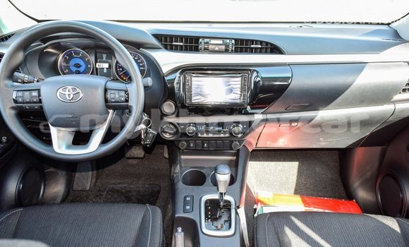 Acheter Import Voiture Toyota Hilux Autre à Import - Dubai, Kampot Province Acheter Import Voiture Toyota Hilux Autre à Import - Dubai, Kampot Province