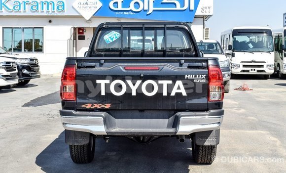 Acheter Import Voiture Toyota Hilux Noir à Import - Dubai, Kampot Province Acheter Import Voiture Toyota Hilux Noir à Import - Dubai, Kampot Province
