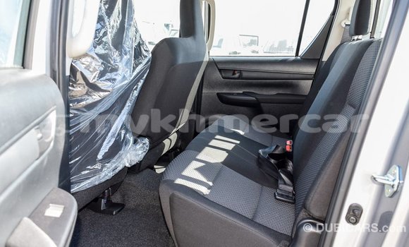 Acheter Import Voiture Toyota Hilux Autre à Import - Dubai, Kampot Province Acheter Import Voiture Toyota Hilux Autre à Import - Dubai, Kampot Province