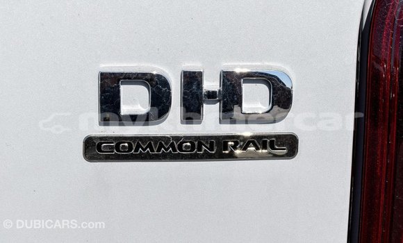 Acheter Import Voiture Mitsubishi L200 Blanc à Import - Dubai, Kampot Province Acheter Import Voiture Mitsubishi L200 Blanc à Import - Dubai, Kampot Province