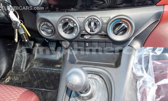 Acheter Import Voiture Toyota Hilux Autre à Import - Dubai, Kampot Province Acheter Import Voiture Toyota Hilux Autre à Import - Dubai, Kampot Province