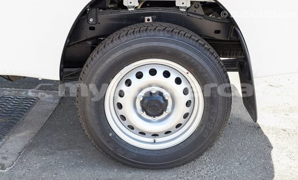 Acheter Import Voiture Toyota Hilux Blanc à Import - Dubai, Kampot Province Acheter Import Voiture Toyota Hilux Blanc à Import - Dubai, Kampot Province