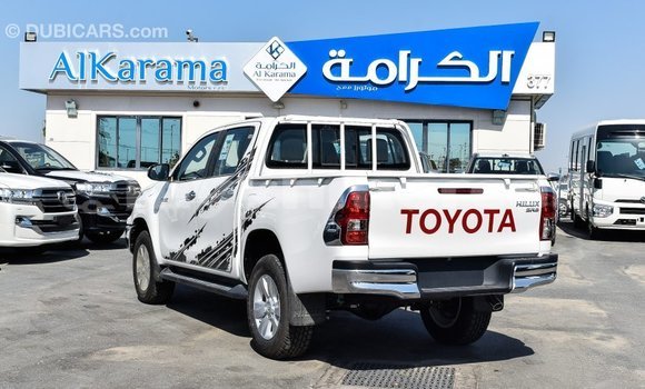 Acheter Import Voiture Toyota Hilux Blanc à Import - Dubai, Kampot Province Acheter Import Voiture Toyota Hilux Blanc à Import - Dubai, Kampot Province