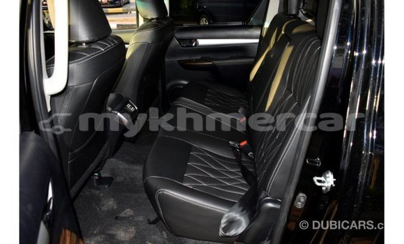 Acheter Import Voiture Toyota Hilux Noir à Import - Dubai, Kampot Province Acheter Import Voiture Toyota Hilux Noir à Import - Dubai, Kampot Province