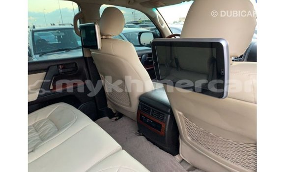 ទិញ នាំចូល Toyota Land Cruiser Blue ឡាន} ក្នុង Import - Dubai ក្នុង Kampot Province ទិញ នាំចូល Toyota Land Cruiser Blue ឡាន} ក្នុង Import - Dubai ក្នុង Kampot Province