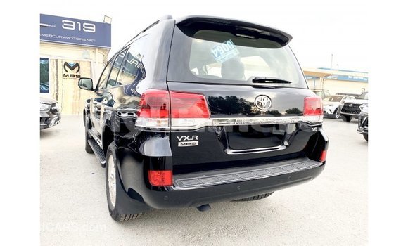 Buy Import Toyota Land Cruiser Black Car in Import - Dubai in Kampot Province Buy Import Toyota Land Cruiser Black Car in Import - Dubai in Kampot Province