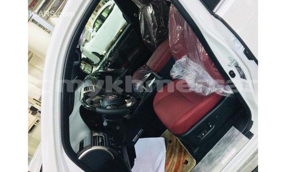 Acheter Import Voiture Lexus GS Blanc à Import - Dubai, Kampot Province Acheter Import Voiture Lexus GS Blanc à Import - Dubai, Kampot Province