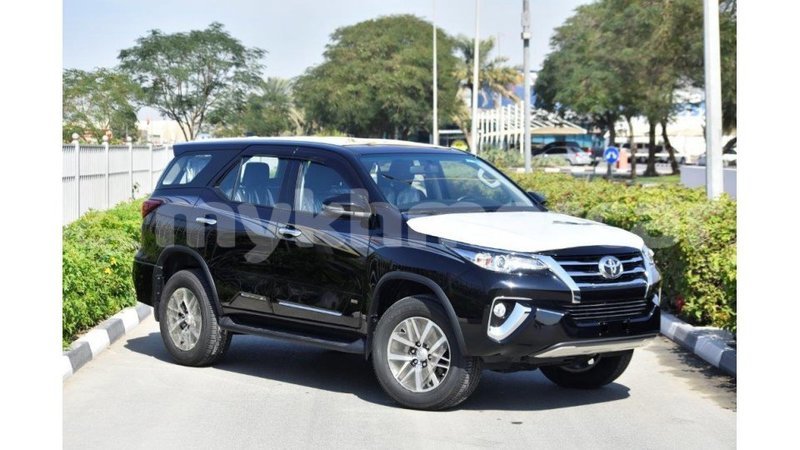 Big with watermark toyota fortuner kampot province import dubai 2756