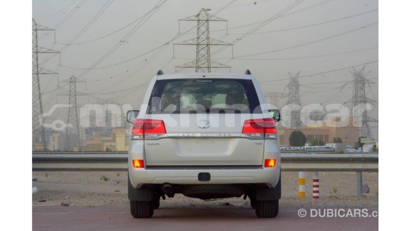 Big with watermark toyota land cruiser kampot province import dubai 2761
