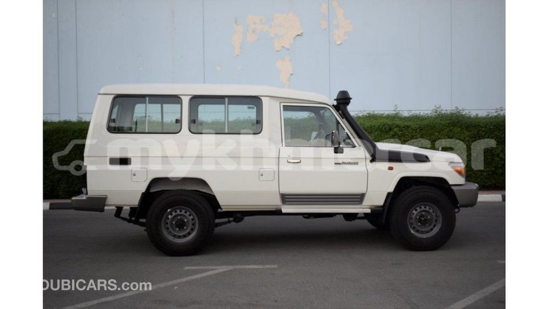 Big with watermark toyota land cruiser kampot province import dubai 2762