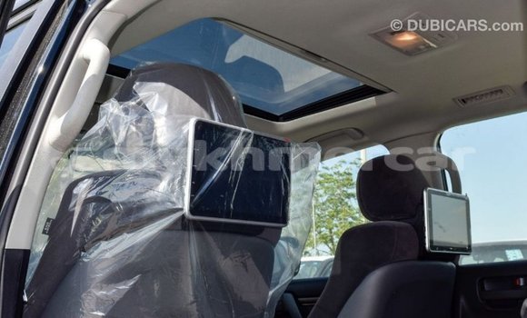 Acheter Import Voiture Toyota Land Cruiser Noir à Import - Dubai, Kampot Province Acheter Import Voiture Toyota Land Cruiser Noir à Import - Dubai, Kampot Province