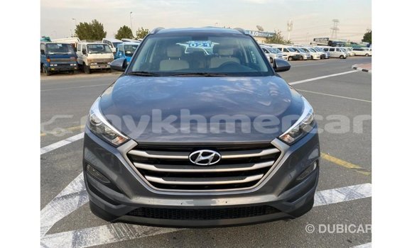 Acheter Import Voiture Hyundai Tucson Blanc à Import - Dubai, Kampot Province Acheter Import Voiture Hyundai Tucson Blanc à Import - Dubai, Kampot Province
