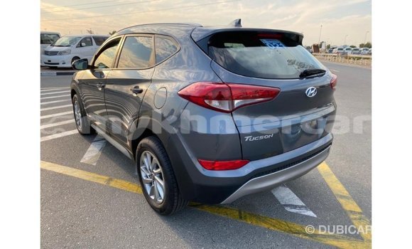 Acheter Import Voiture Hyundai Tucson Blanc à Import - Dubai, Kampot Province Acheter Import Voiture Hyundai Tucson Blanc à Import - Dubai, Kampot Province