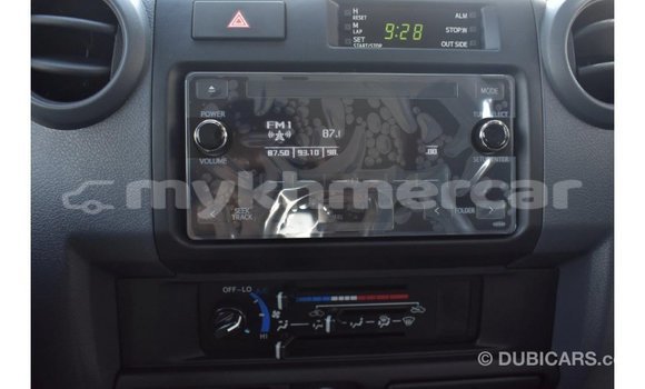 Acheter Import Voiture Toyota Land Cruiser Autre à Import - Dubai, Kampot Province Acheter Import Voiture Toyota Land Cruiser Autre à Import - Dubai, Kampot Province