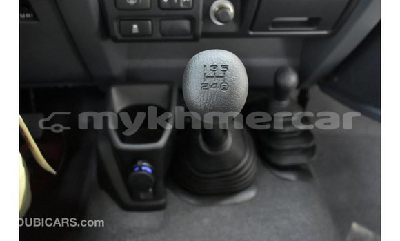 Acheter Import Voiture Toyota Land Cruiser Autre à Import - Dubai, Kampot Province Acheter Import Voiture Toyota Land Cruiser Autre à Import - Dubai, Kampot Province