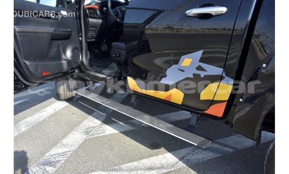 Acheter Import Voiture Toyota Hilux Noir à Import - Dubai, Kampot Province Acheter Import Voiture Toyota Hilux Noir à Import - Dubai, Kampot Province