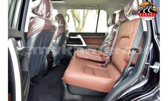 Acheter Import Voiture Toyota Land Cruiser Noir à Import - Dubai, Kampot Province Acheter Import Voiture Toyota Land Cruiser Noir à Import - Dubai, Kampot Province