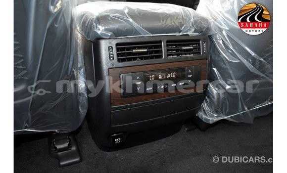 Acheter Import Voiture Toyota Land Cruiser Noir à Import - Dubai, Kampot Province Acheter Import Voiture Toyota Land Cruiser Noir à Import - Dubai, Kampot Province