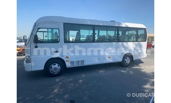 Buy Import Hyundai Accent White Car in Import - Dubai in Kampot Province Buy Import Hyundai Accent White Car in Import - Dubai in Kampot Province