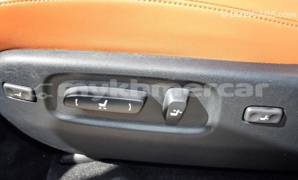 Acheter Import Voiture Lexus LX Blanc à Import - Dubai, Kampot Province Acheter Import Voiture Lexus LX Blanc à Import - Dubai, Kampot Province