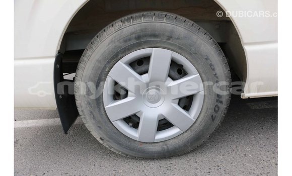 Buy Import Toyota Hiace White Car in Import - Dubai in Kampot Province Buy Import Toyota Hiace White Car in Import - Dubai in Kampot Province