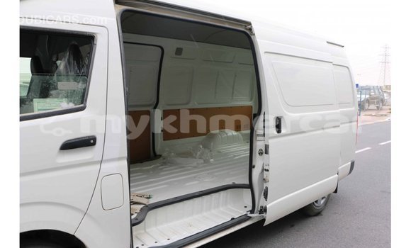 Buy Import Toyota Hiace White Car in Import - Dubai in Kampot Province Buy Import Toyota Hiace White Car in Import - Dubai in Kampot Province