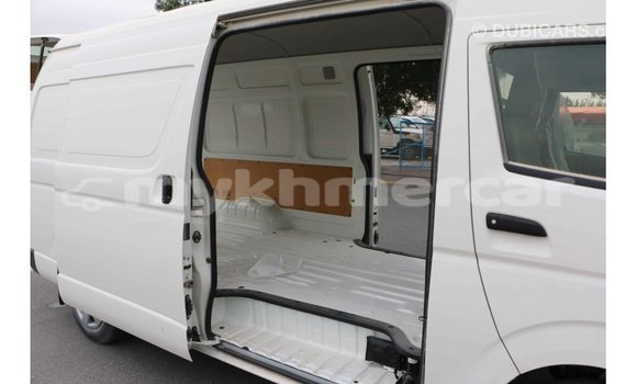 Buy Import Toyota Hiace White Car in Import - Dubai in Kampot Province Buy Import Toyota Hiace White Car in Import - Dubai in Kampot Province