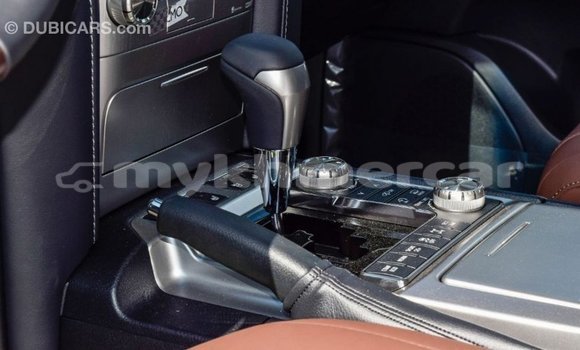 Acheter Import Voiture Toyota Land Cruiser Noir à Import - Dubai, Kampot Province Acheter Import Voiture Toyota Land Cruiser Noir à Import - Dubai, Kampot Province